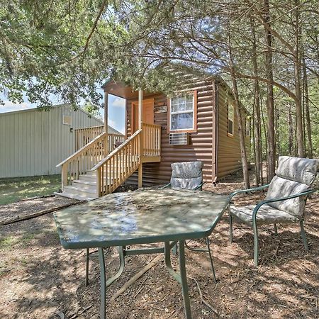 Branson Cabin With Deck Near Table Rock Lake! Exterior photo