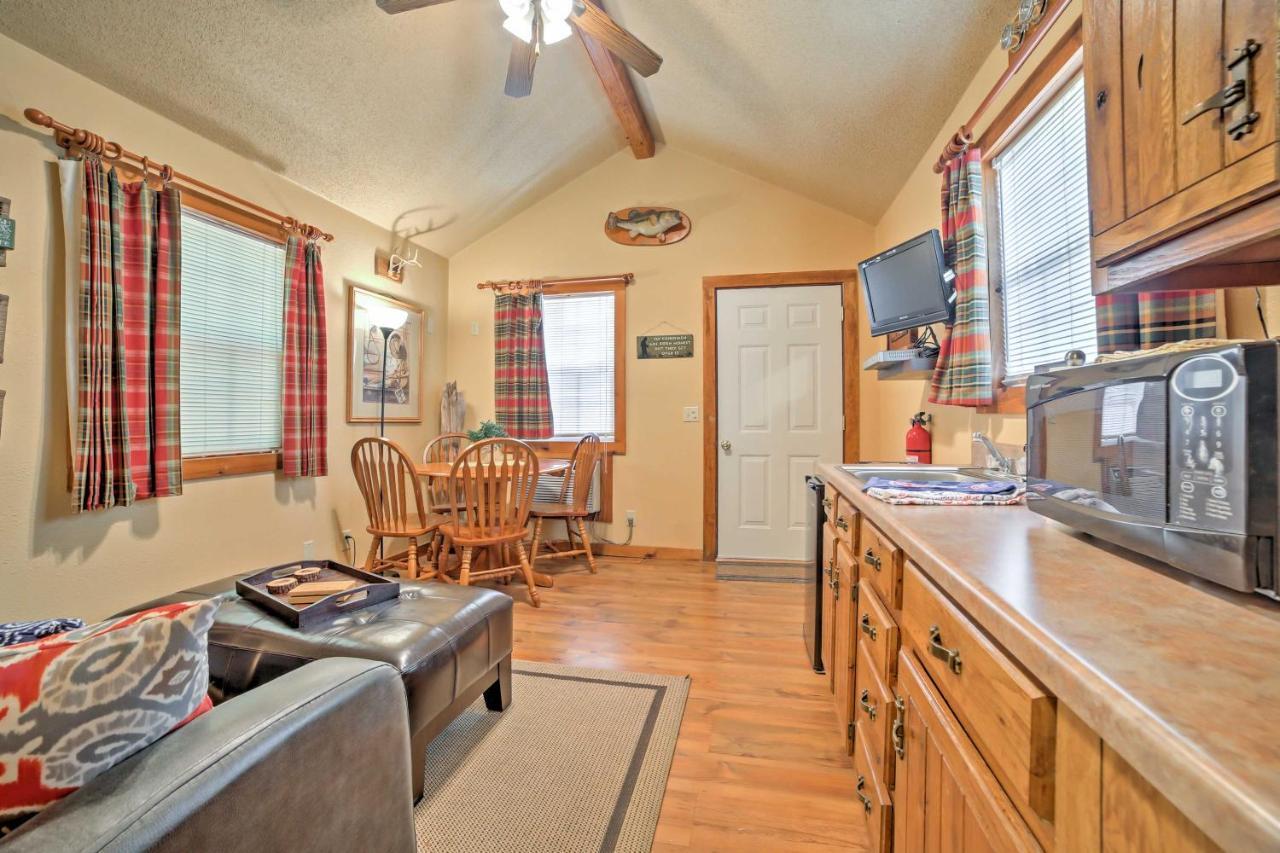 Branson Cabin With Deck Near Table Rock Lake! Exterior photo